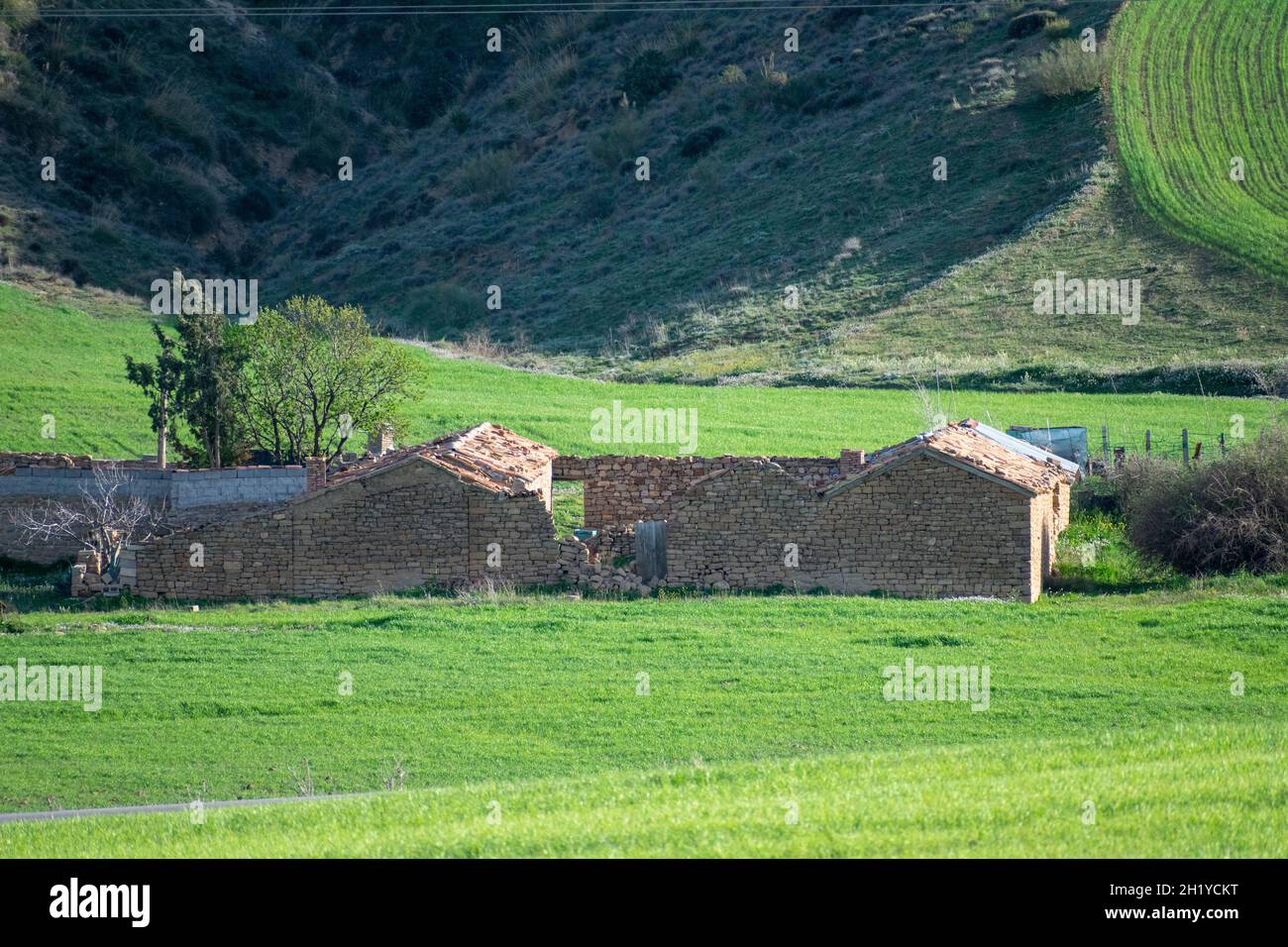 Vecchie case coloniche in pietra nella regione di Aure Foto Stock