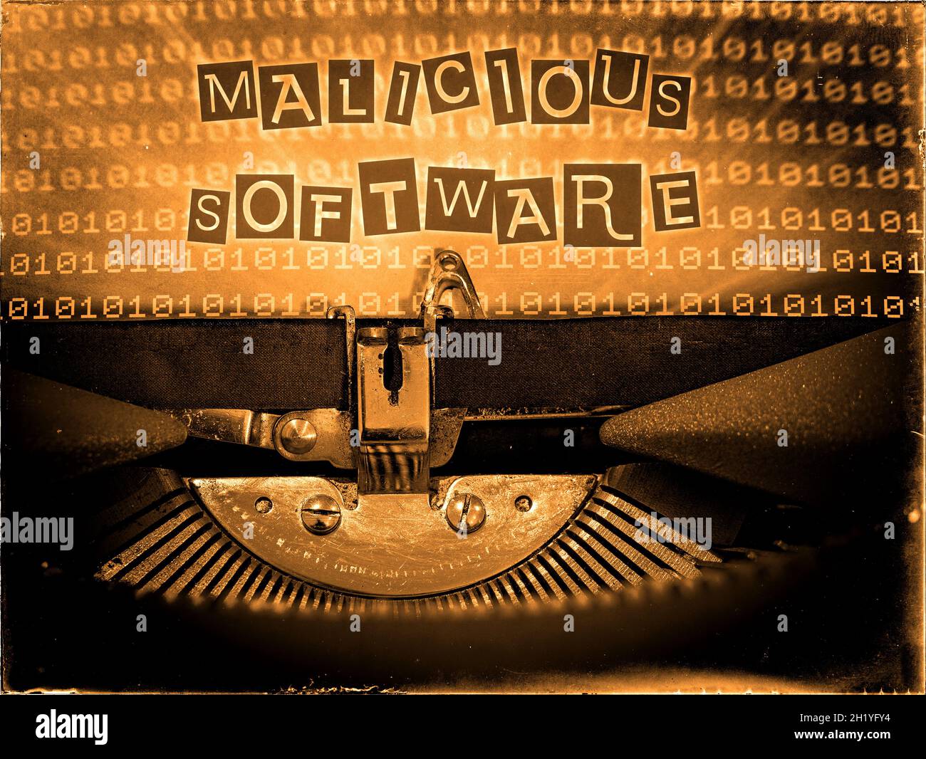 Malware Software, Typewriter, Retrofuturism, Virus, ransomware Foto Stock