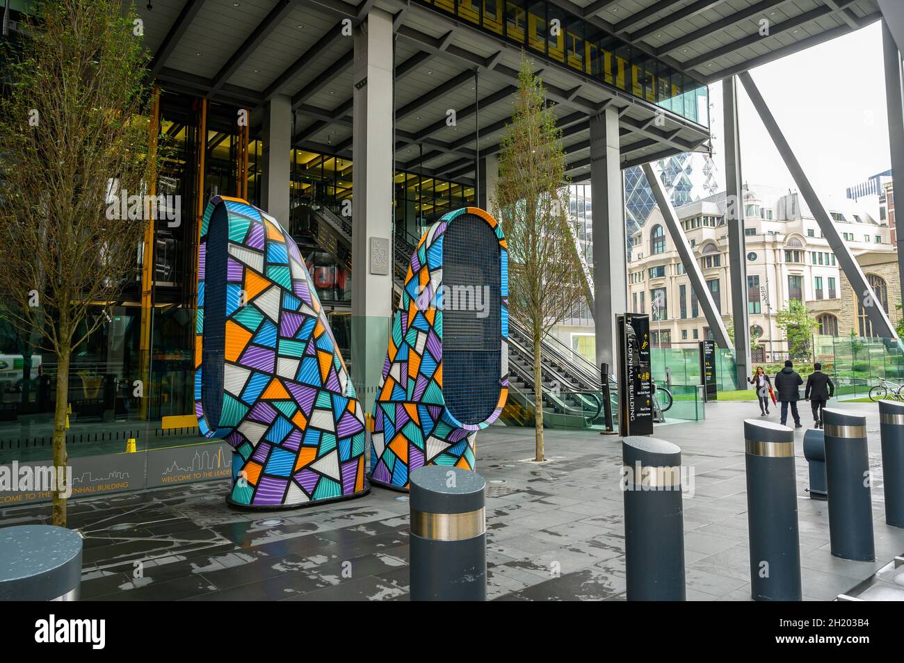 Entrata a livello della strada all'edificio Leadenhall nel quartiere finanziario City of London, Inghilterra. Foto Stock