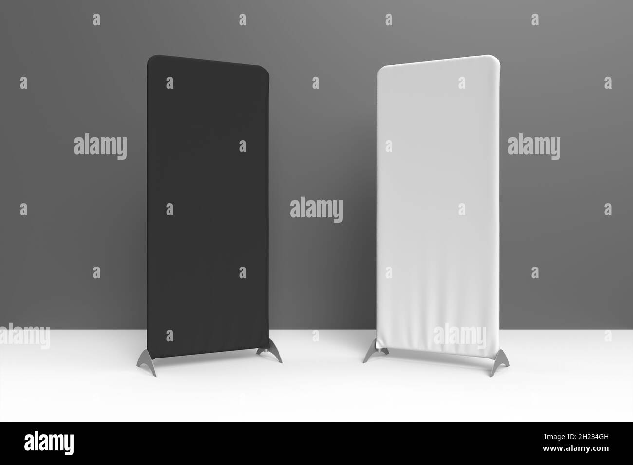 Un supporto per display in tessuto verticale bianco e nero posto su una superficie bianca davanti a una parete grigia. Illustrazione con rendering 3D per mockup e grafica re Foto Stock