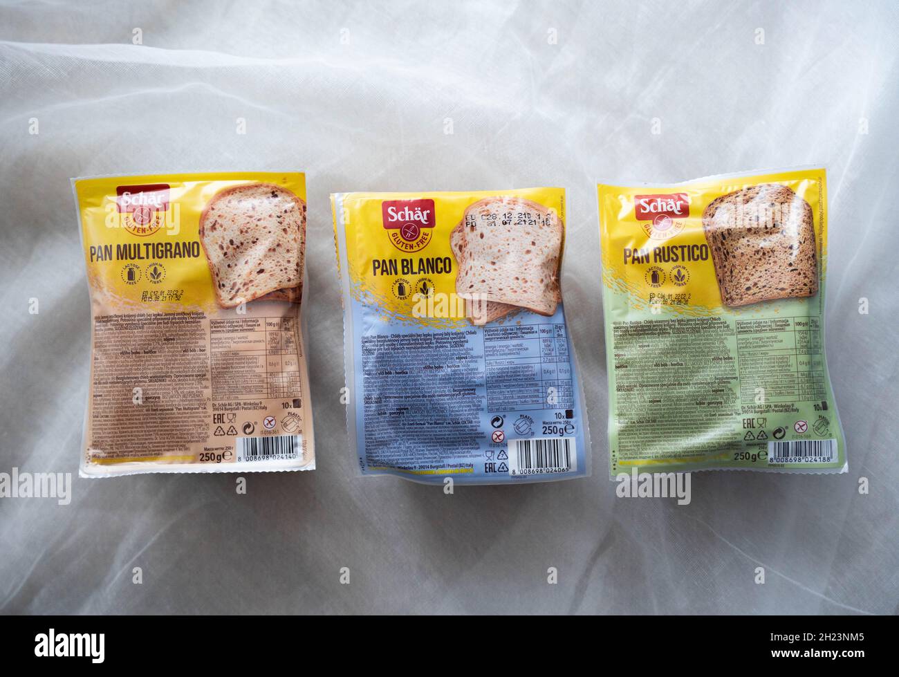 Confezioni di pane senza glutine, prodotti Schar Foto Stock