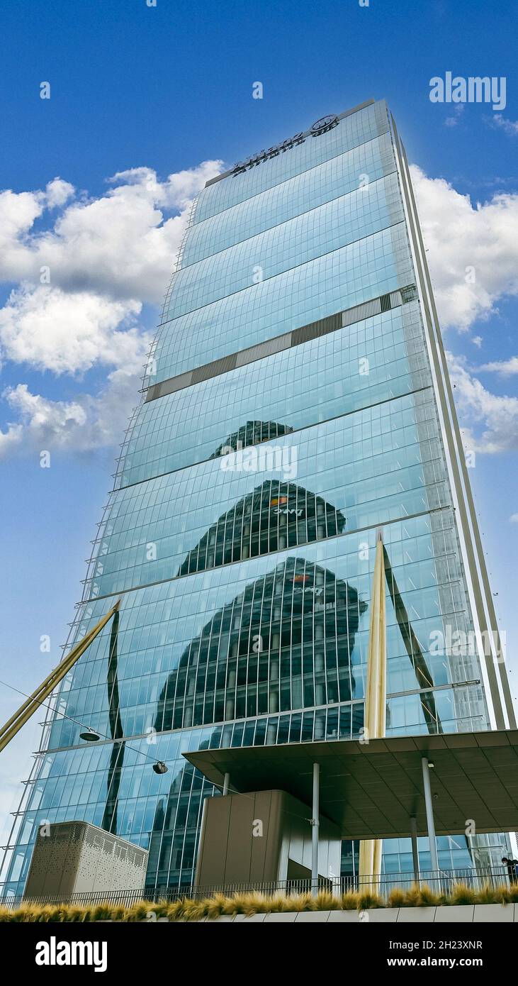 Citylife Milano Allianz Tower è stato progettato dagli architetti Arata Isozaki e Andrea Maffei Foto Stock