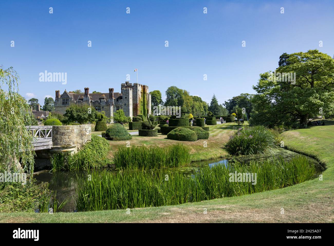 Hever Castello e giardini situato nel villaggio di Hever, Kent, vicino Edenbridge, Inghilterra, Regno Unito Foto Stock