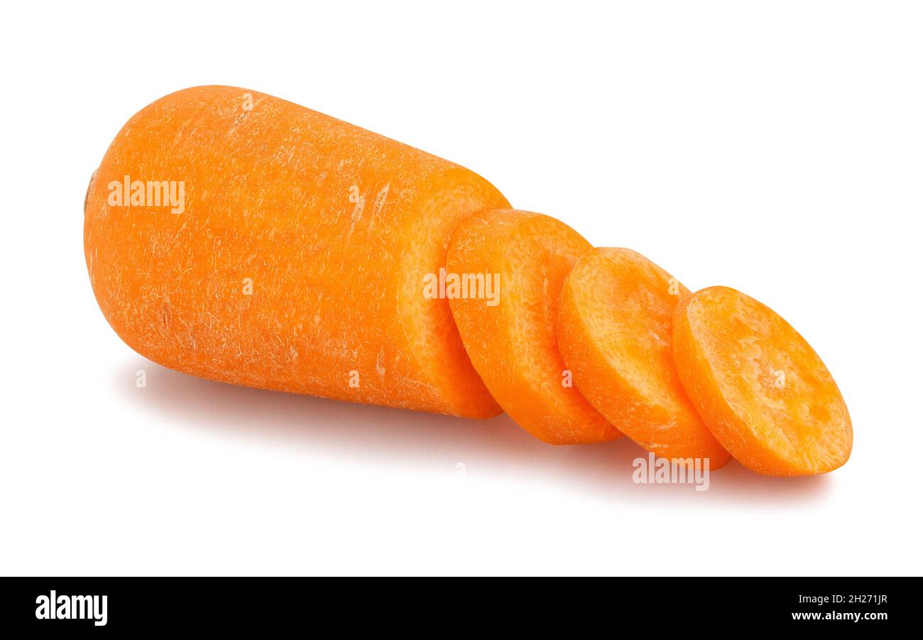 percorso di carota a fette isolato su bianco Foto Stock