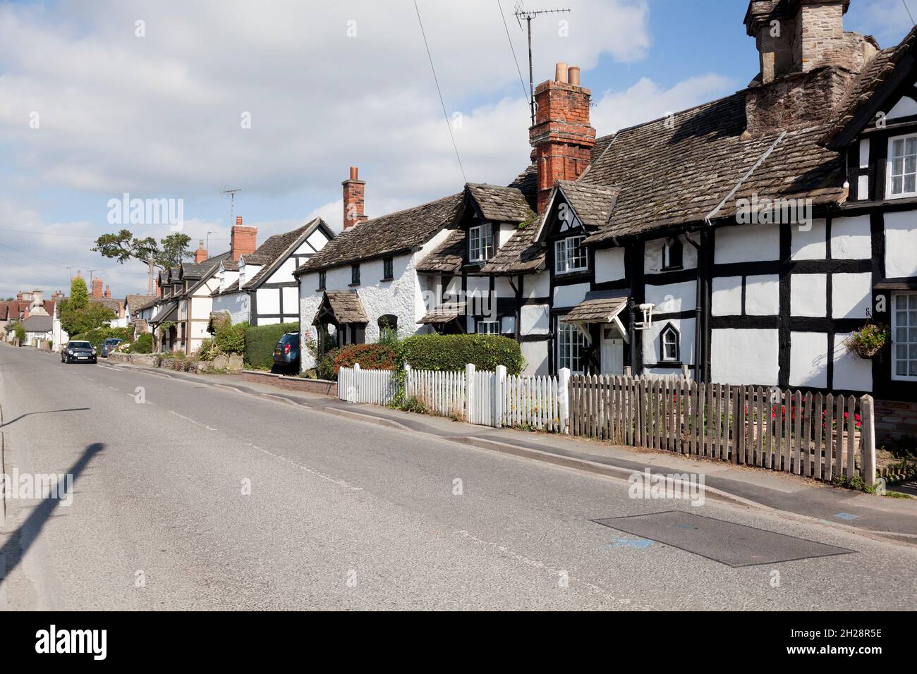 Vecchie case a graticcio su Church Road, Eardisley, Herefordshire Foto Stock
