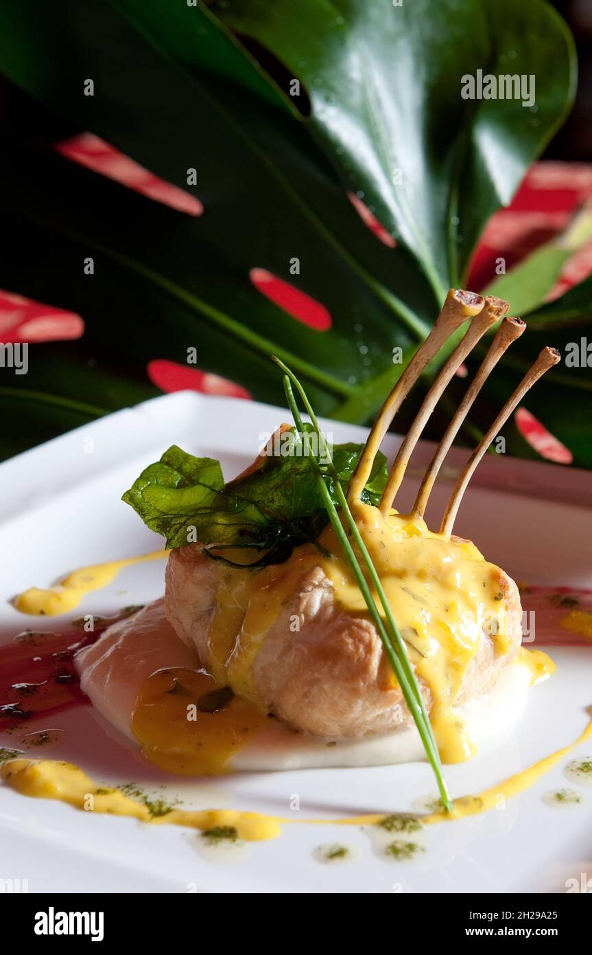 Carne al vapore con salsa Foto Stock