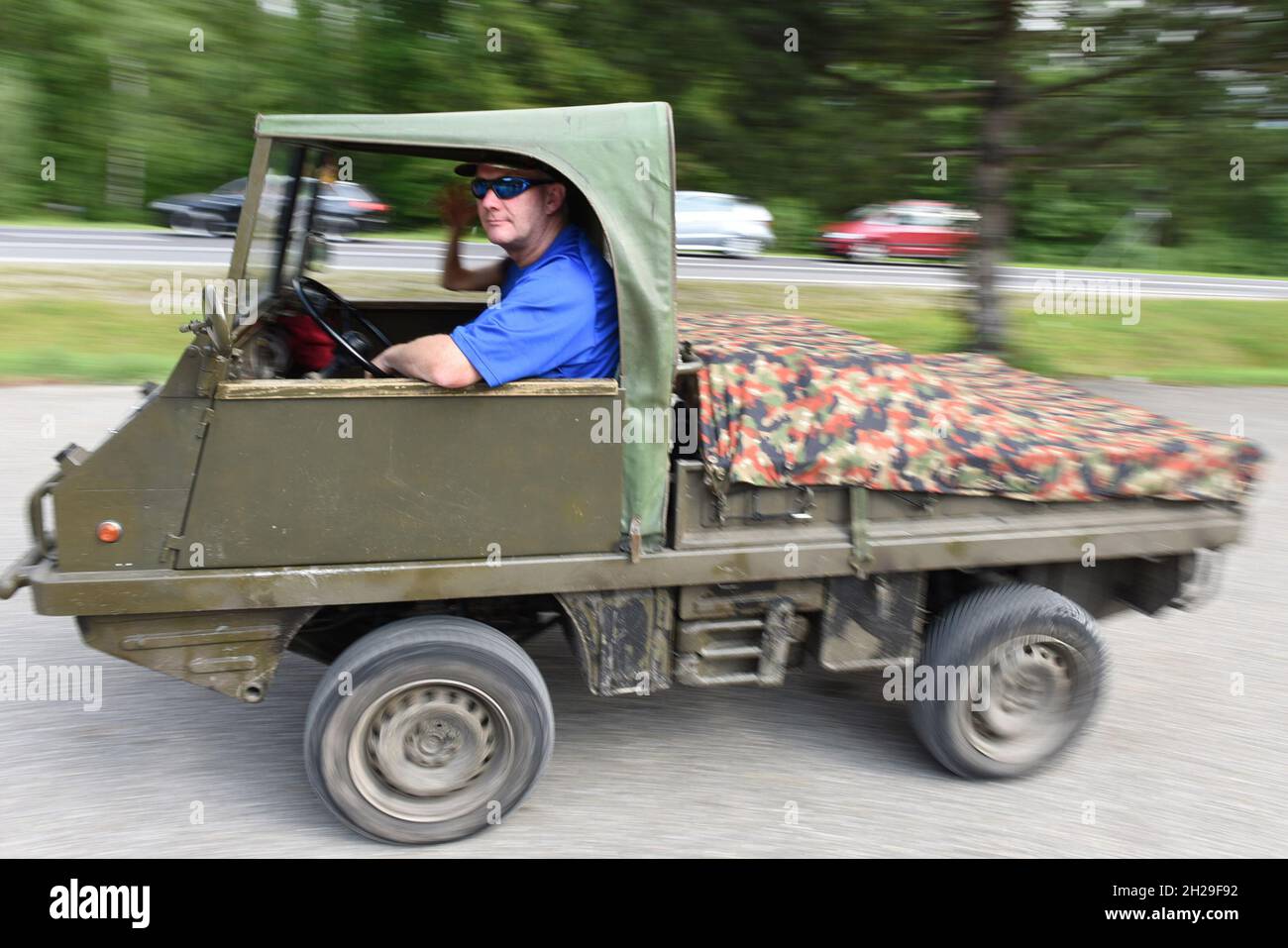 Treffen von Steyr-Puch Haflinger Geländewagen a Bad Ischl, Österreich, Europa - incontro dei veicoli fuoristrada Steyr-Puch Haflinger a Bad Ischl, Austr Foto Stock