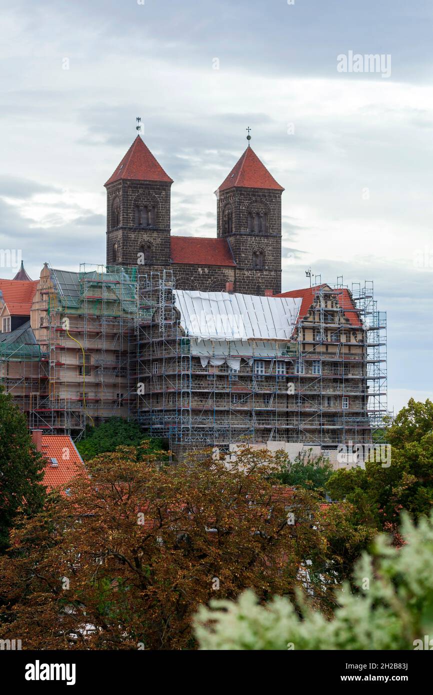 Ristrutturazione di Schlossberg con Collegiata di San Servatio e Castello, cantiere, Quedlinburg, Sassonia-Anhalt, Germania, Europa Foto Stock