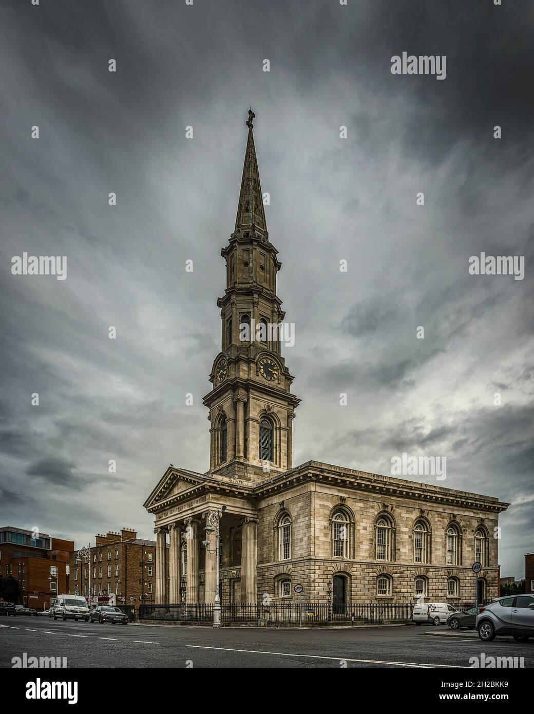 St. George's Church, ex chiesa parrocchiale, situata in Hardwicke Place su Temple Street, nel centro georgiano settentrionale di Dublino. Irlanda. Foto Stock