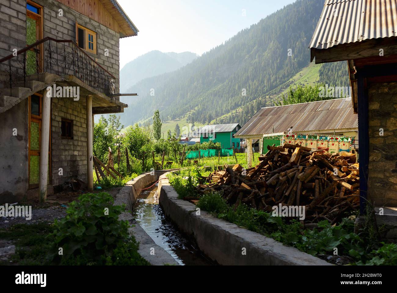 Strade di Gurez a Jammu Kashmir Foto Stock