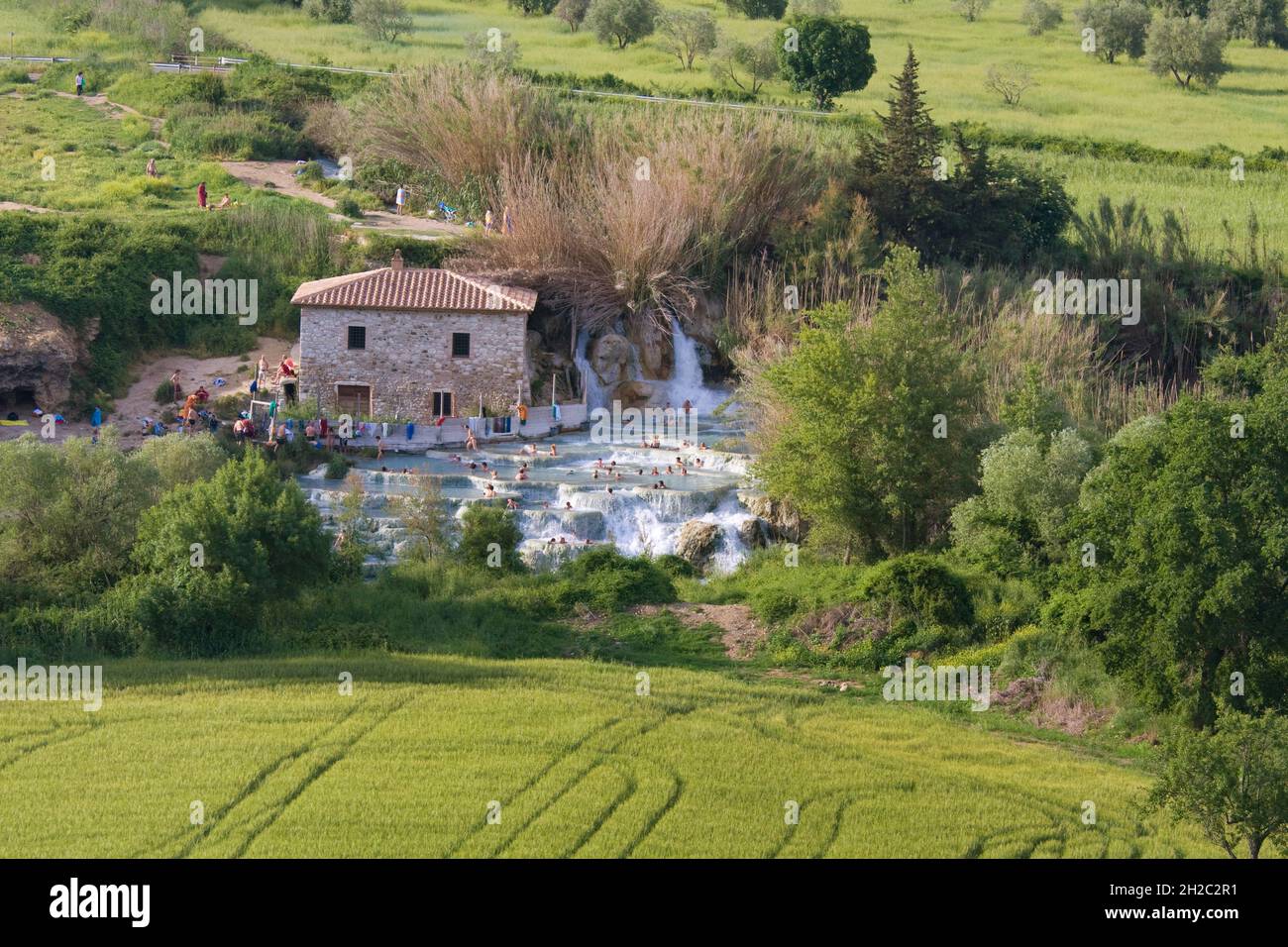 Sorgenti termali calde a Saturnia, Cascate del Mulino , Italia, Toscana, Saturnia Foto Stock