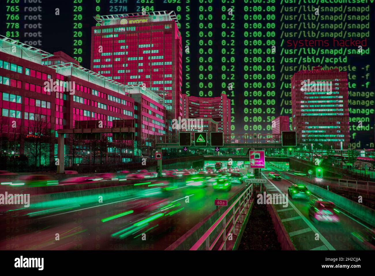 Immagine simbolica cyber attacco, criminalità informatica, criminalità informatica, hacker informatici attacco infrastruttura INFORMATICA di una città, infrastrutture di trasporto, Essen Foto Stock