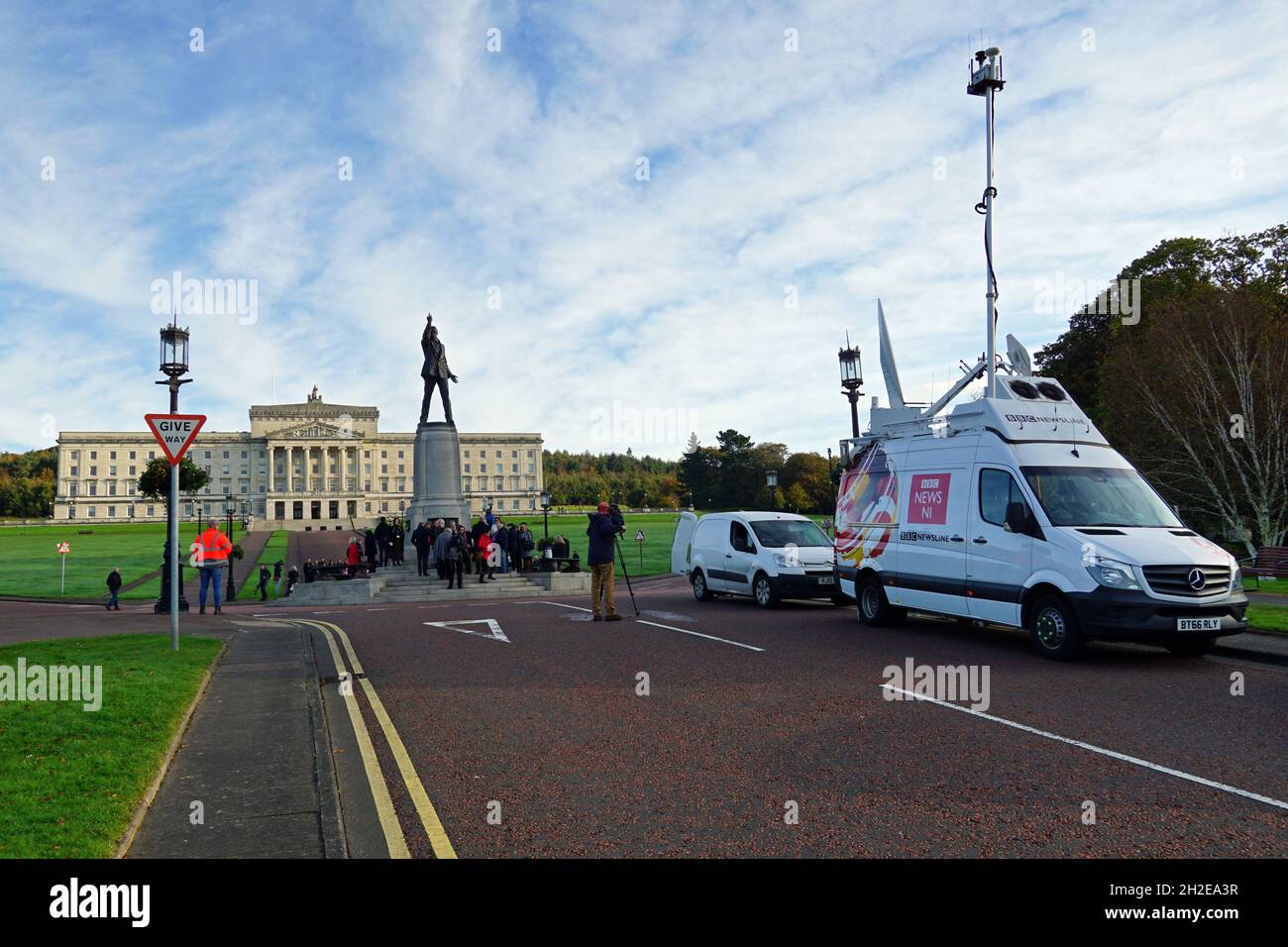 BBC News allo Stormont Parliament Building, Belfast, Irlanda del Nord 21.10.2019 Foto Stock
