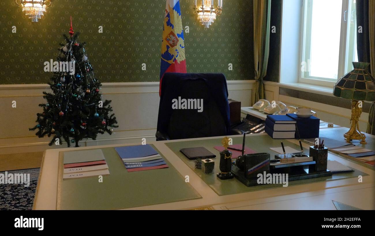 Ufficio del Presidente. Ufficio del Presidente con un albero di Natale, preparazione del Presidente al nuovo anno discorso alla nazione. Foto Stock