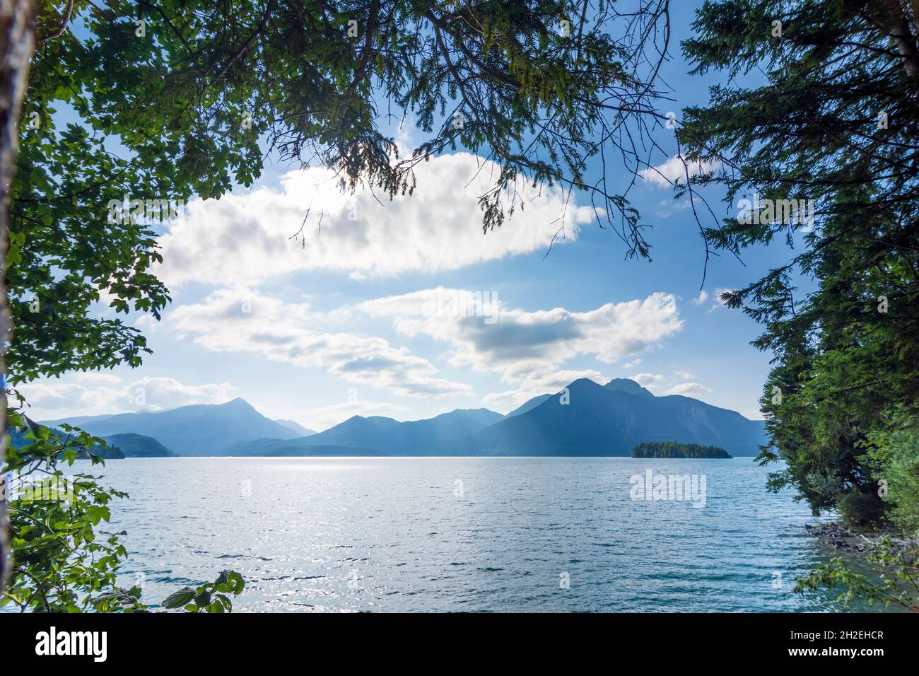 Kochel am See: Walchensee (Lago di Walchen), monte Herzogstand in alta Baviera, Baviera, Baviera, Germania Foto Stock