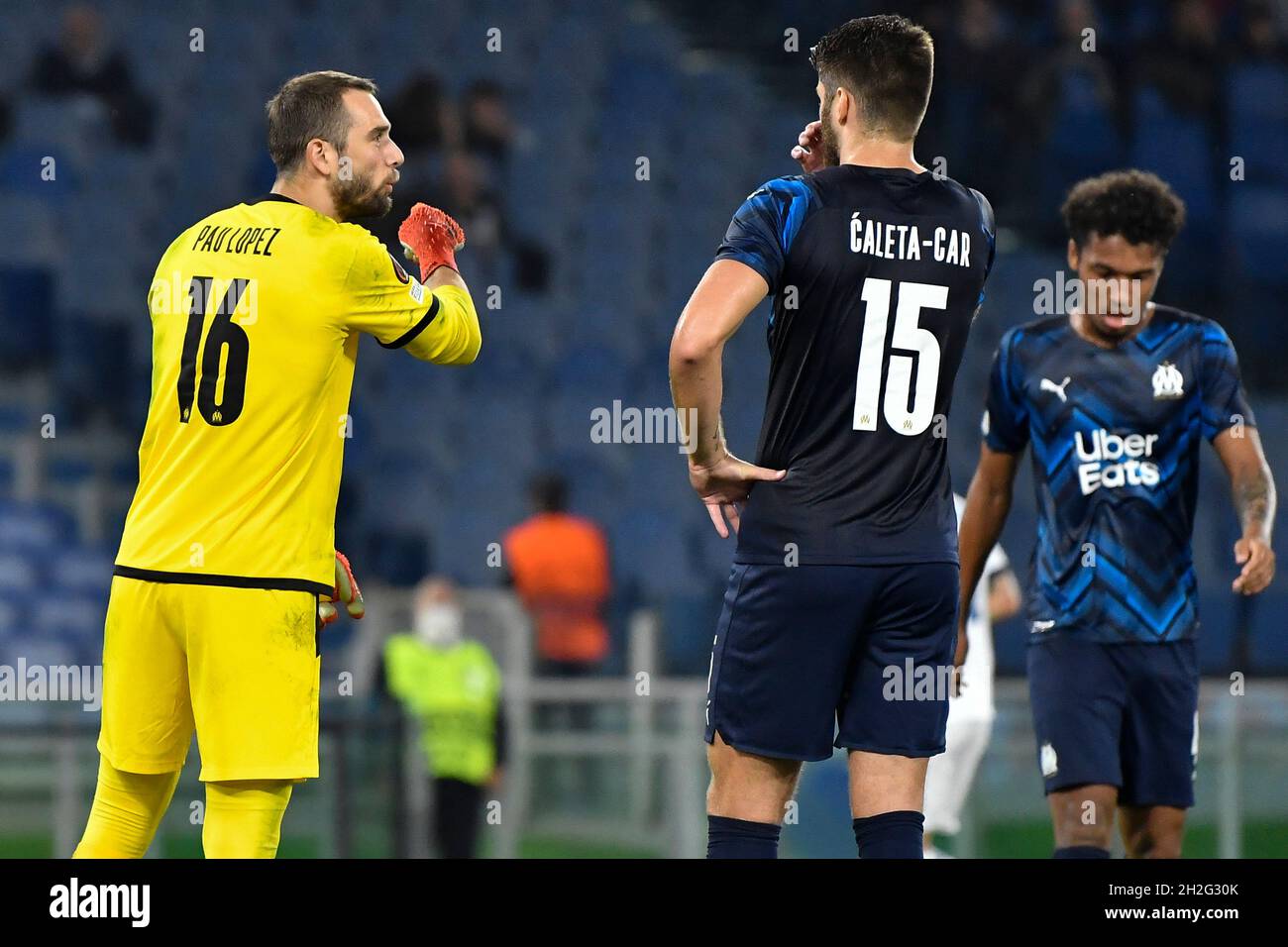 Roma, Italia. 21 ottobre 2021. Pau López dell'Olympique de Marseille in azione durante la partita del gruppo e della UEFA Europa League tra Lazio Roma e Olympique de Marseille allo Stadio Olimpico il 21 ottobre 2021 a Roma. (Foto di Domenico Cippitelli/Pacific Press) Credit: Pacific Press Media Production Corp./Alamy Live News Foto Stock