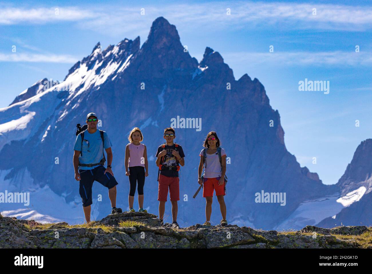HAUTES-ALPES (05), LA GRAVE, SERRE CHEVALIER, PARCO NAZIONALE DEGLI ECRINS, ALTOPIANO EMPARIS, ESCURSIONI CON ALEXANDRE PUECH, GUIDA DI MONTAGNA CON ORIZZONTI MOUNTAI Foto Stock