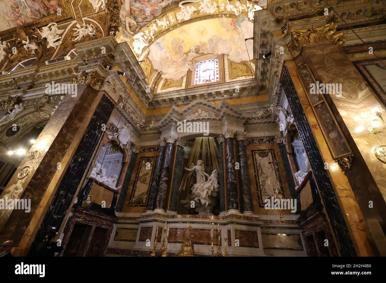 Roma, Italia. 21 ottobre 2021. Cappella del Cornaro di Roma il restauro completo rivela i segreti del capolavoro di Bernini Credit: Independent Photo Agency/Alamy Live News Foto Stock