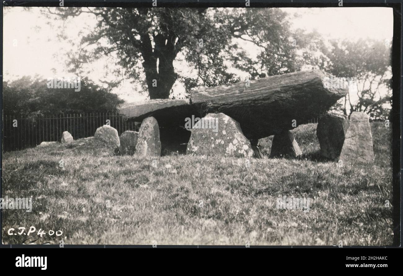 Arthur's Stone, Arthur's Stone Lane, Dorstone, Herefordshire, 1929. Una vista da ovest di Arthur's Stone. Questa fotografia è stata stampata nel RCHME Inventory Volume for Herefordshire, Volume i, Plate 89. Foto Stock