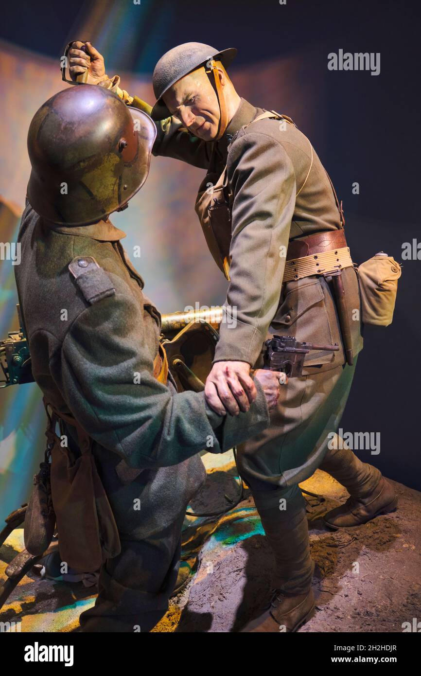 Combattimenti a mano, combattimenti nel Belleau Wood in Francia durante la prima guerra mondiale. Al Museo Nazionale del Marine Corps Heritage Centre in Virginia. Foto Stock