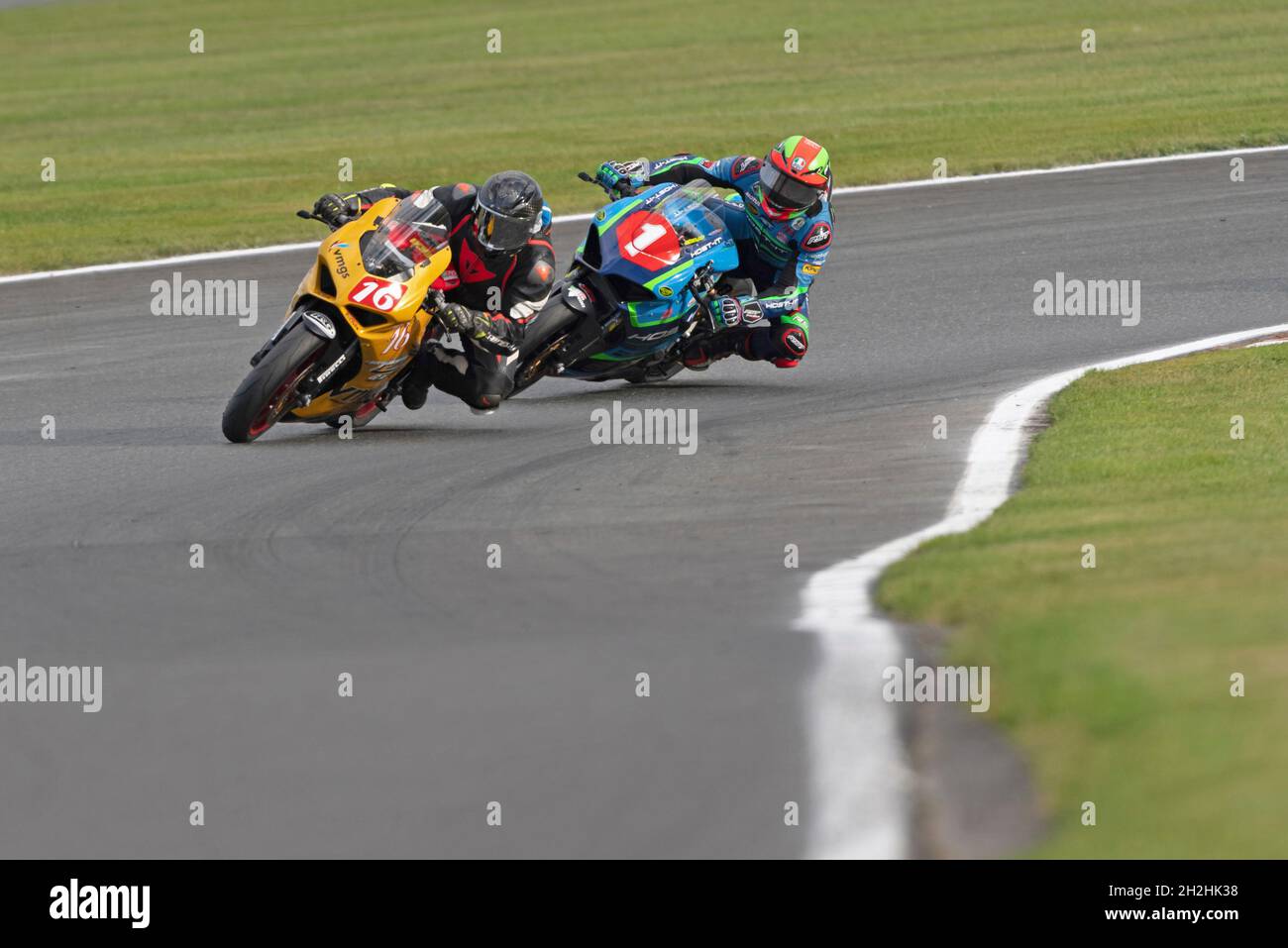 Ducati Performance TriOptions Cup, 1, Josh Day, Host-It.co.uk Racing Team, 16, James Buchanan, Loose Canon Racing, Foto Stock