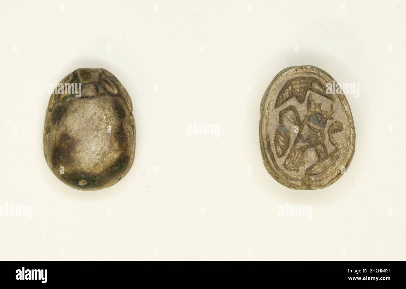 Scarab: Falcon con Corona Rossa e Cobra (?), Egitto, nuovo Regno, Dinastie 18-19 (?) (Circa 1550-1186 BCE). Foto Stock