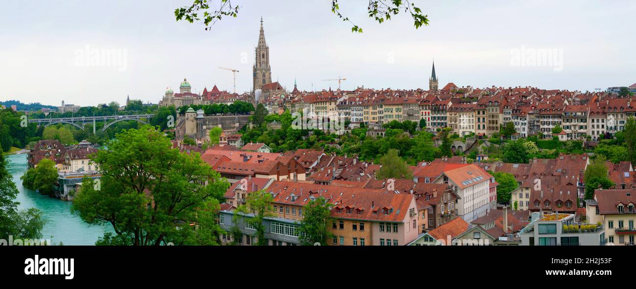 Vista aerea sul centro di Berna e sul fiume Aare Foto Stock