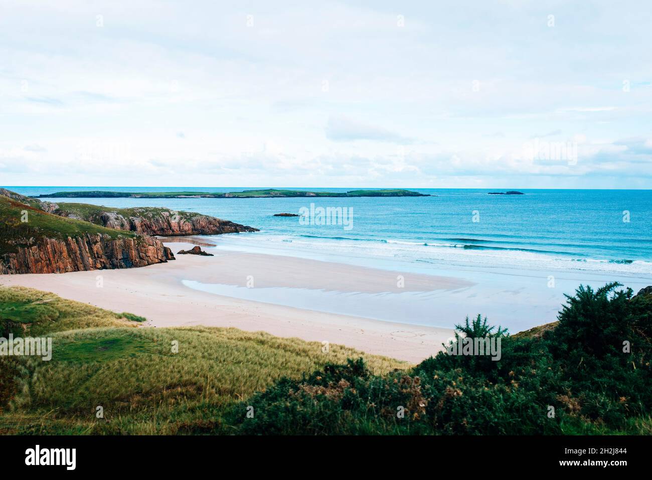 Vista della SPIAGGIA di CEANNABEINNE sulla strada di viaggio nc500 in scozia Foto Stock