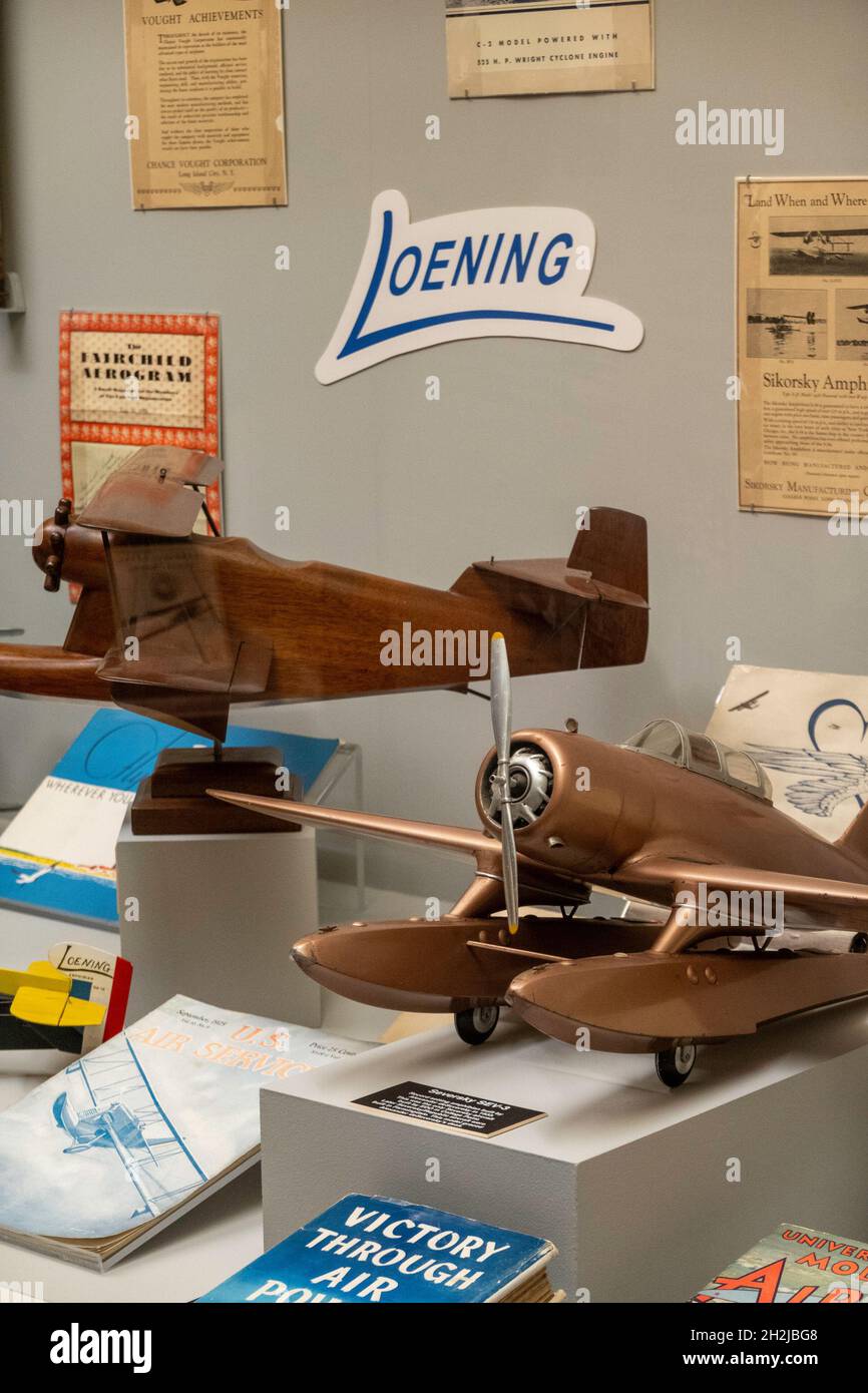 Il Cradle of Aviation Museum commemora la storia di Long Island dei risultati dei voli, New York, USA 2021 Foto Stock