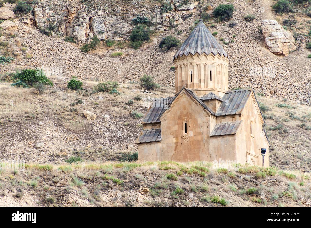 Chiesa di Sant'Astvatsatsin nel villaggio di Areni, Armenia Foto Stock