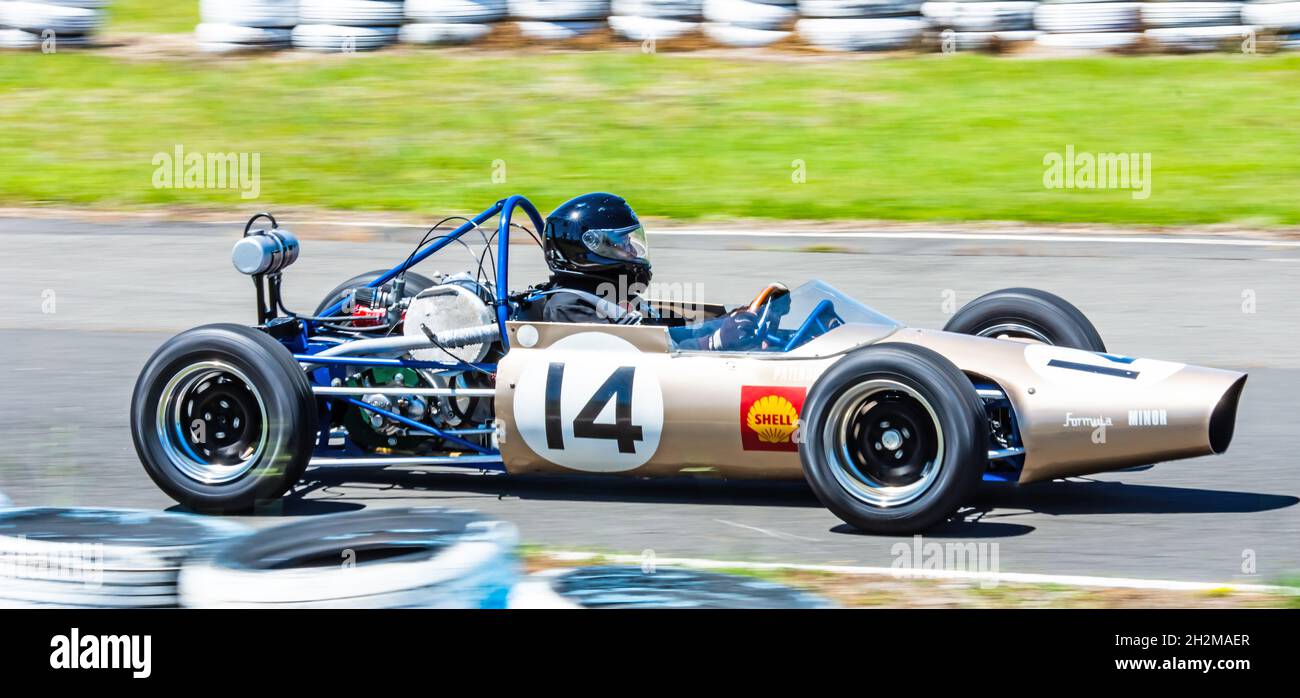 Auto da corsa a ruota aperta su pista da corsa, Tamworth Australia. Foto Stock