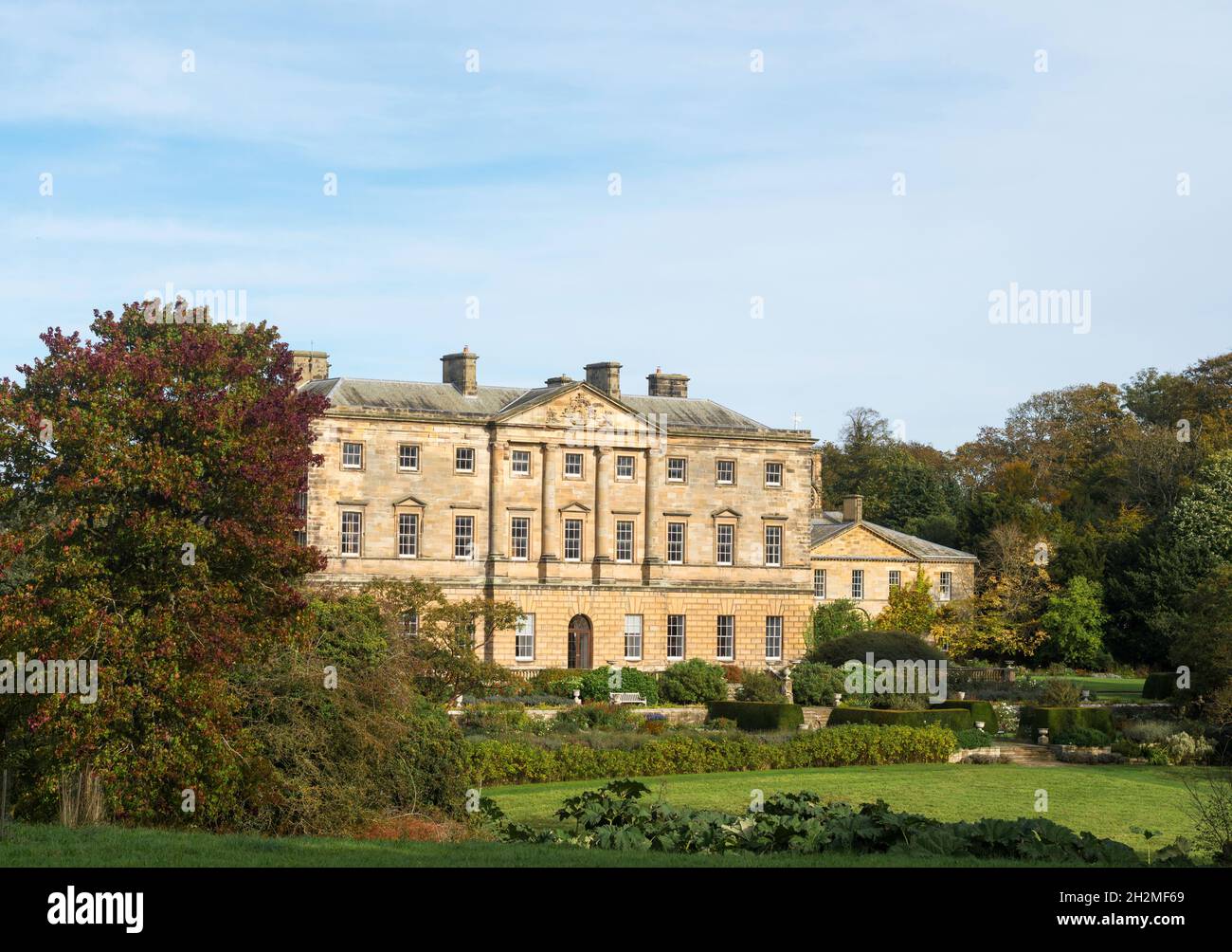 Howick Hall, casa ancestrale dei Earls Grey, a Howick, Northumberland, Inghilterra, Regno Unito Foto Stock