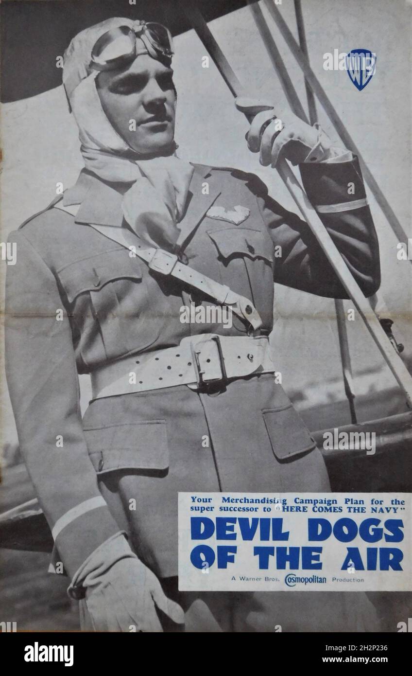 JAMES CAGNEY in DIAVOLO CANI DELL'ARIA 1935 direttore LLOYD BACON basato sulla storia di John Monk Saunders Costume design Orry-Kelly Una produzione Cosmopolitan / Warner Bros. Foto Stock