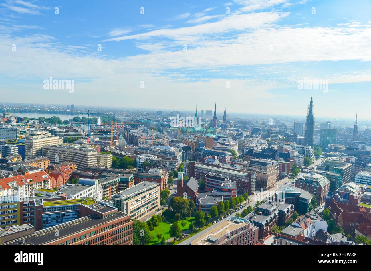 Splendida vista aerea dello skyline di amburgo Foto Stock