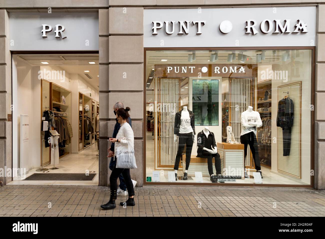 Abbigliamento punto hotsell roma