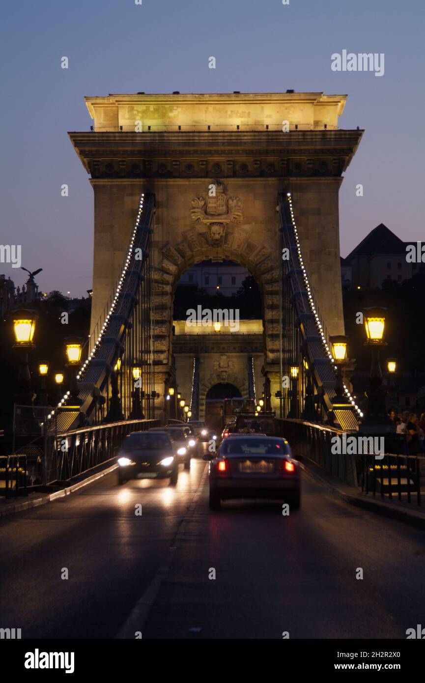 Ungarn, Budapest, Kettenbrücke, Széchenyi Lánchíd, 1839-1849, geplant und gebaut von William Tierney Clark und Adam Clark | Ungheria, Budapest, The Cha Foto Stock