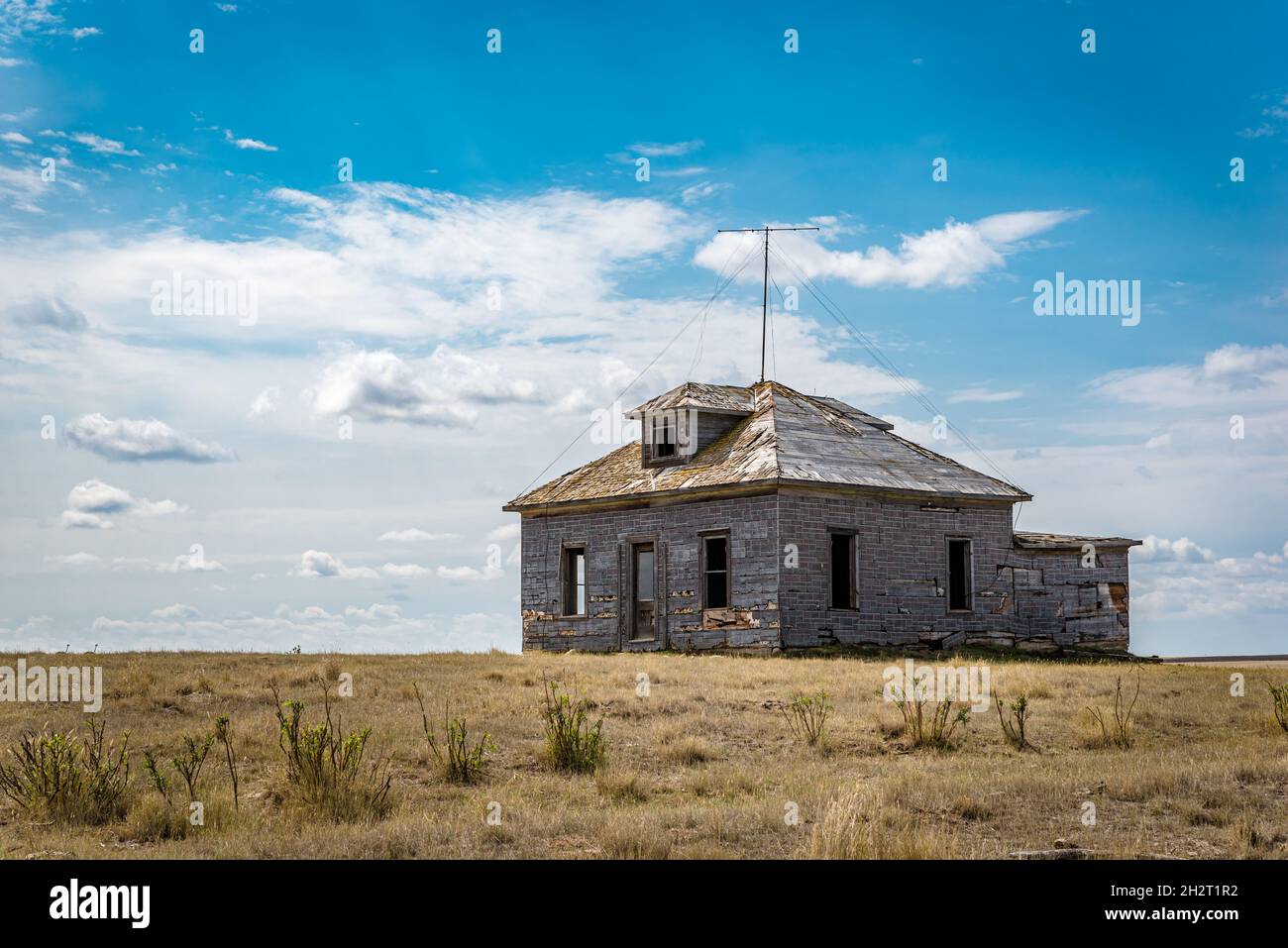 Abbandonata casa sulle praterie nella White Valley, SK Foto Stock