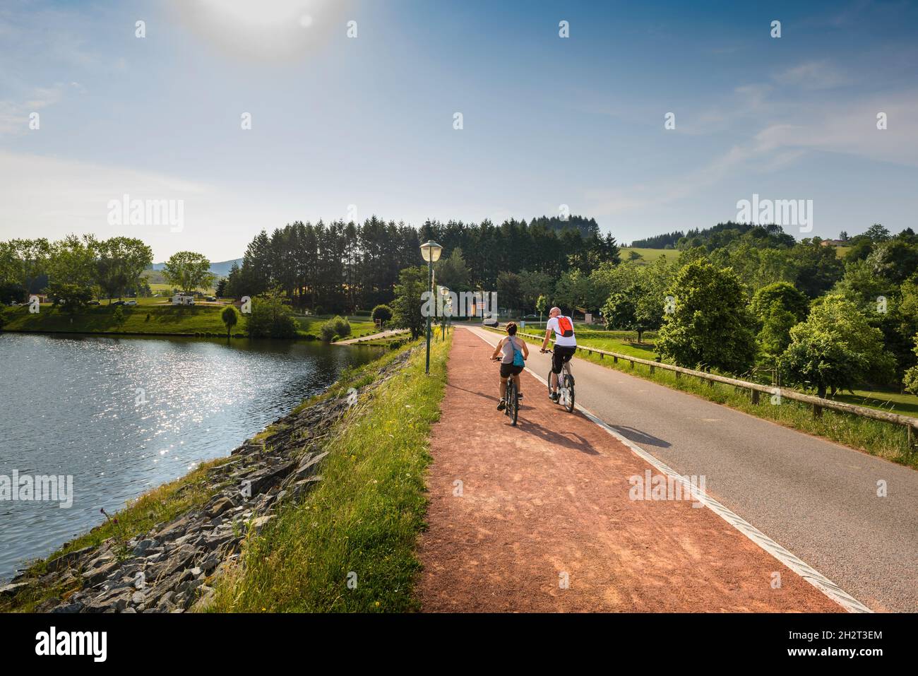 Promenade, Sentiers, activités au Lac des Sapins, Cublize Foto Stock