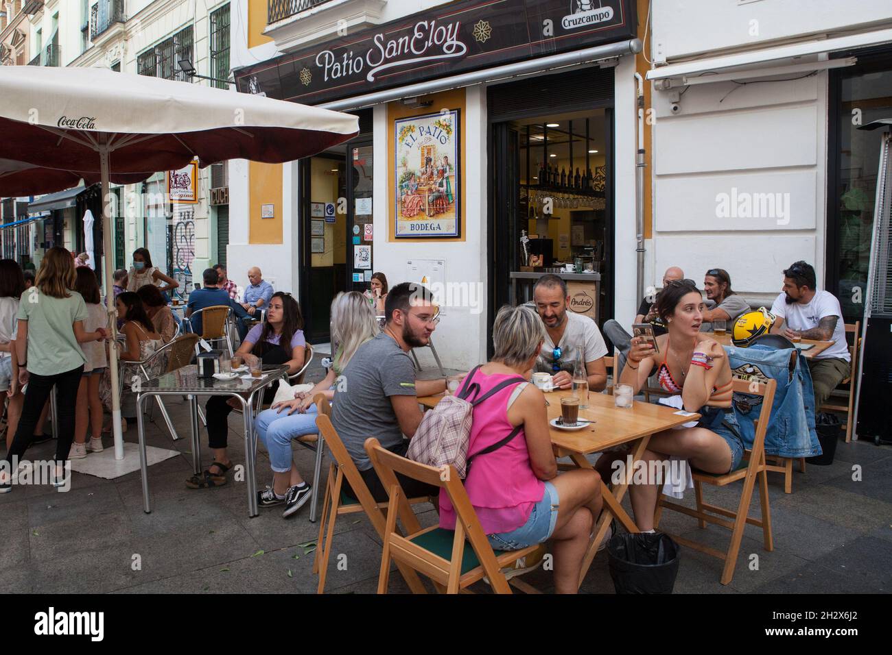 Patio San Eloy tapas bar & ristorante nel quartiere Feria di Siviglia Foto Stock