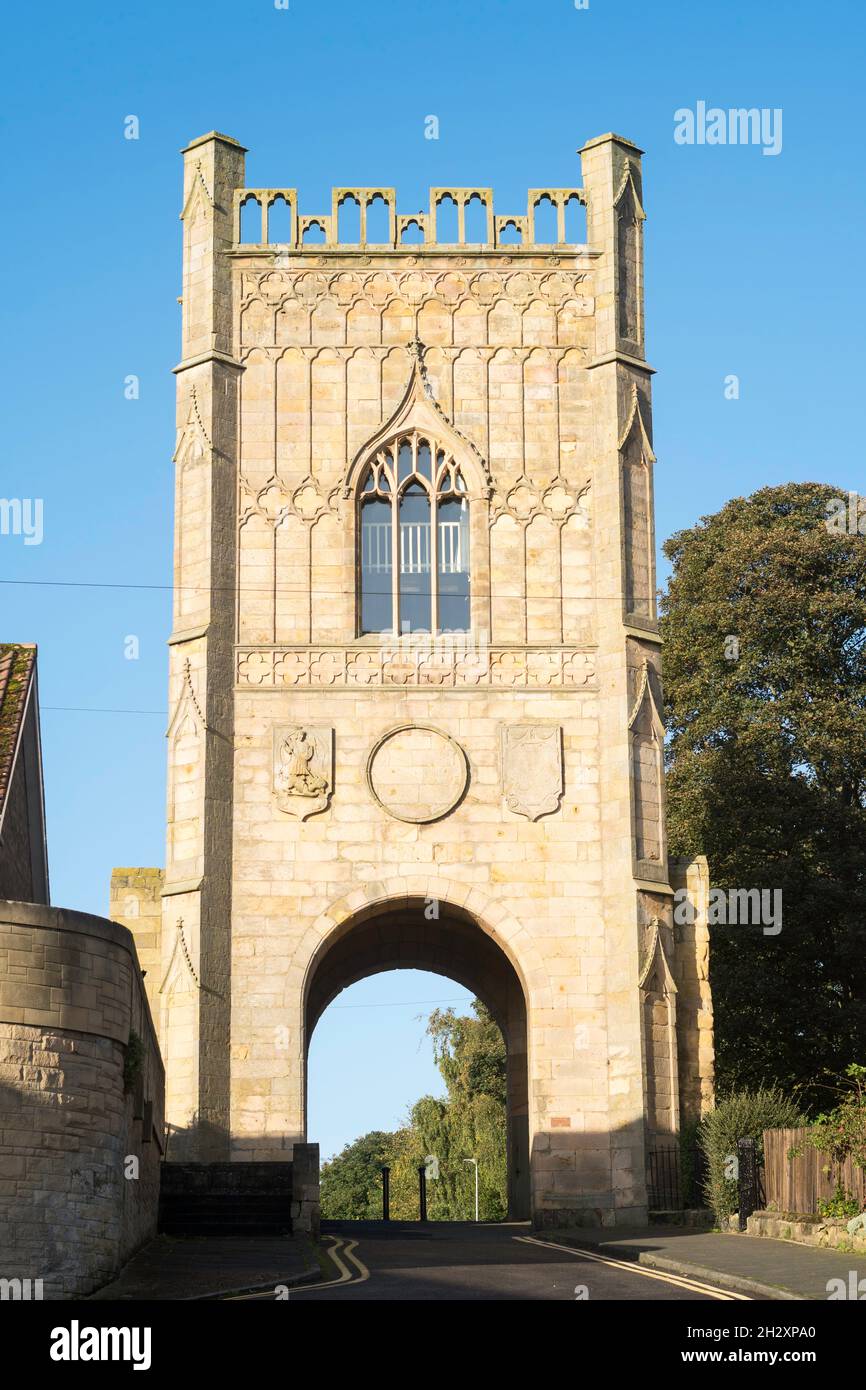 Torre Pottergate del XVIII secolo, precedentemente parte delle difese intorno ad Alnwick, ora un appartamento di vacanza a Northumberland, Inghilterra, Regno Unito Foto Stock