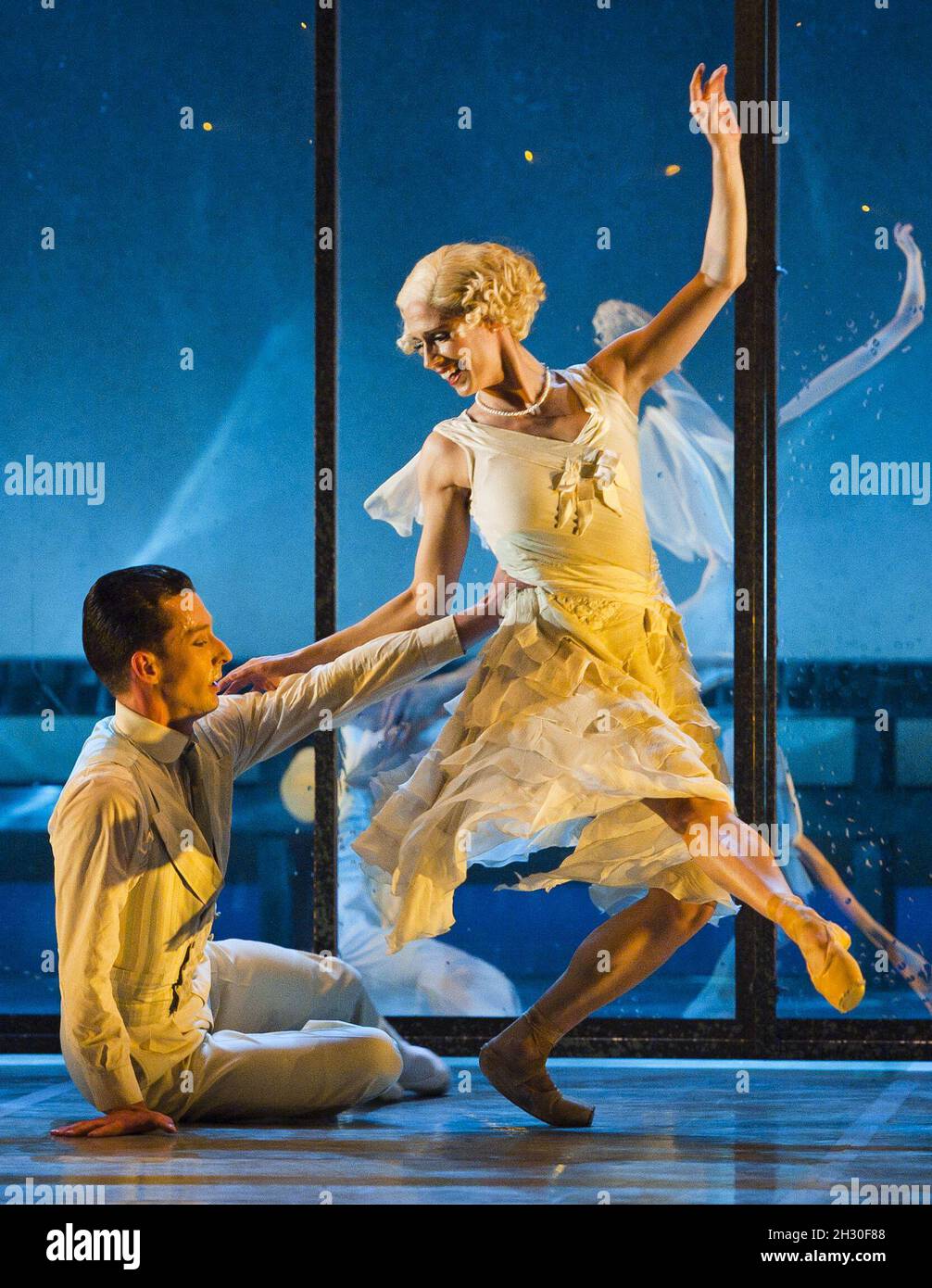 Alternate Crop - il balletto del Nord prova il Grande Gatsby a Sadler's Wells - Londra Foto Stock