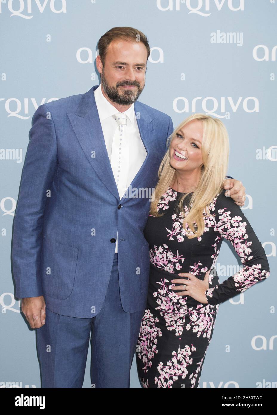 Jamie Theakston ed Emma Bunton partecipano agli Arqiva Commercial radio Awards 2015 presso la Roundhouse di Camden a Londra Foto Stock