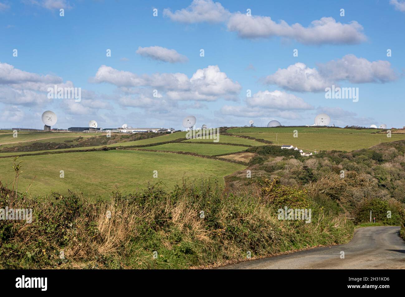 GCHQ Composite Signals Organisation Station Morwenstow, abbreviato in GCHQ CSO Morwenstow, è una stazione satellitare di terra del governo britannico Foto Stock