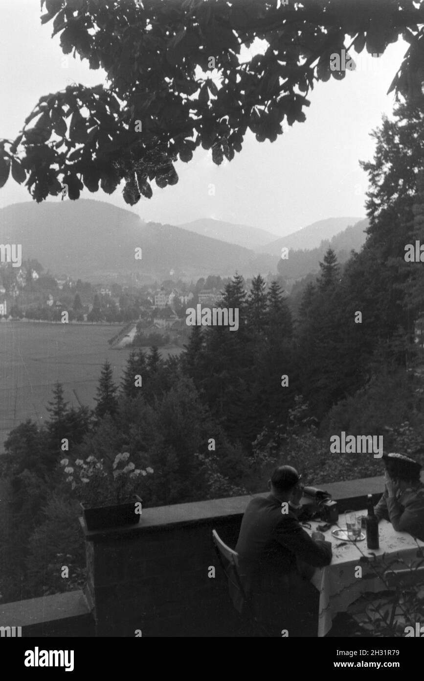 Urlaub im Schwarzwald, Deutsches Reich 1930er Jahre. Vacanze nella Foresta Nera, Germania 1930s. Foto Stock