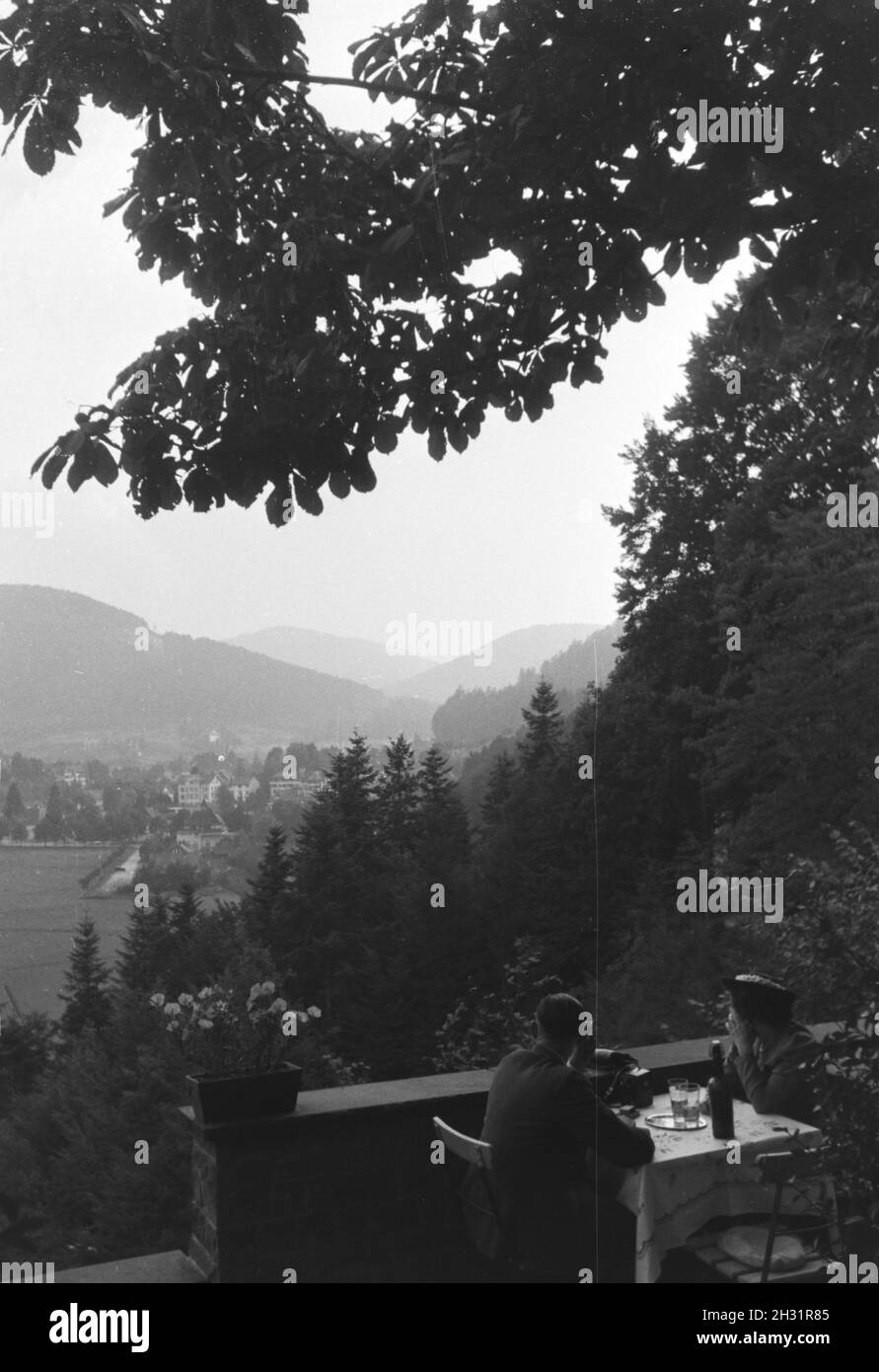 Urlaub im Schwarzwald, Deutsches Reich 1930er Jahre. Vacanze nella Foresta Nera, Germania 1930s. Foto Stock