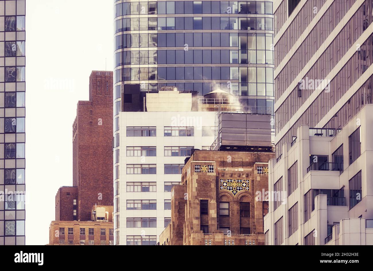 Manhattan architettura varia, tonificazione del colore applicato, New York City, Stati Uniti d'America. Foto Stock