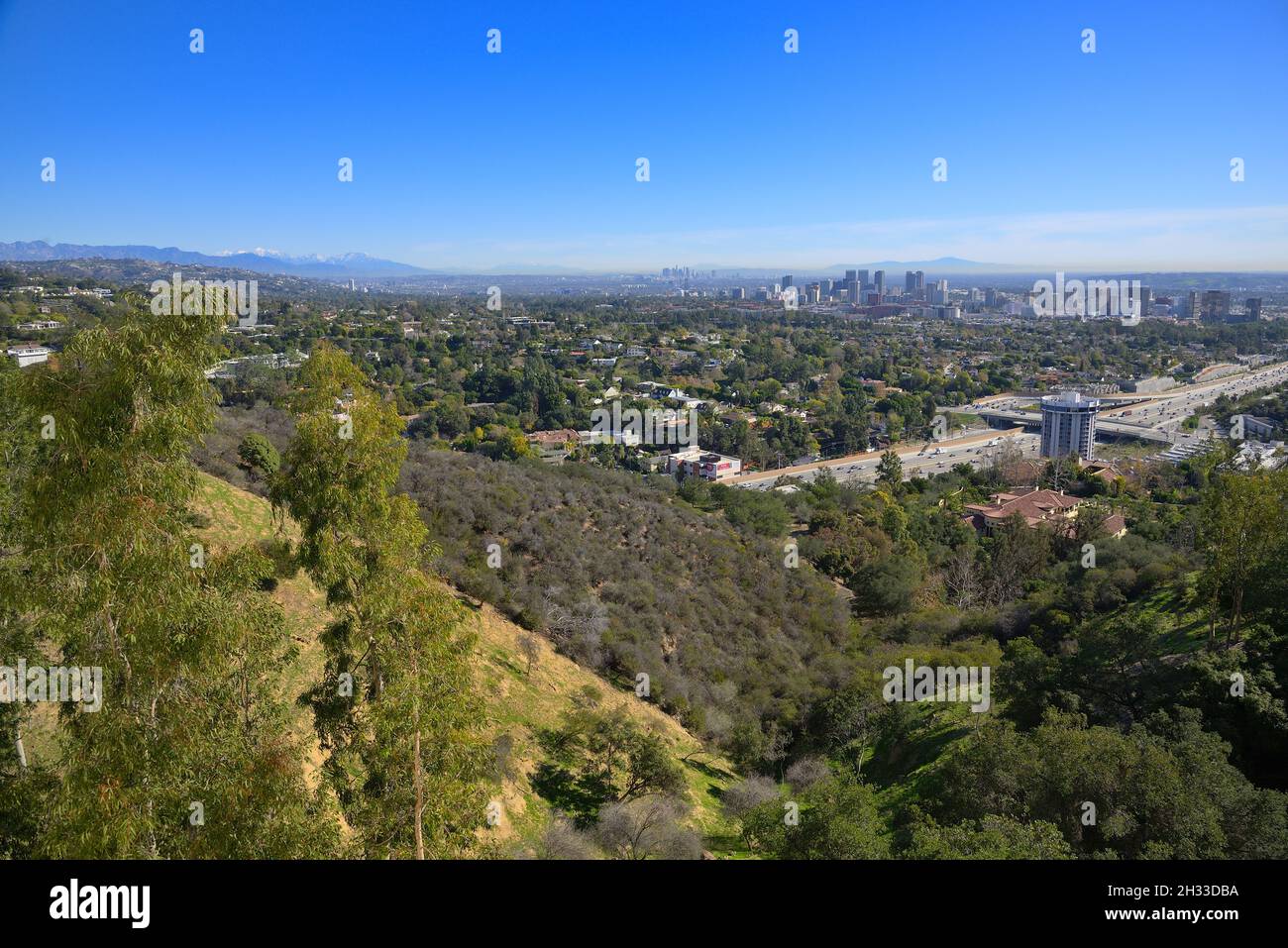 L'incredibile Getty Center nelle montagne di Santa Monica si affaccia su Los Angeles, Brentwood, California Foto Stock