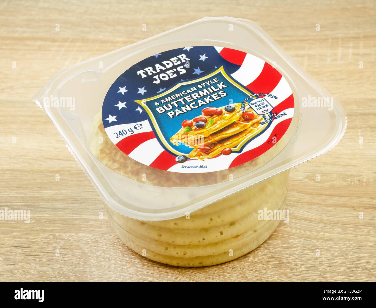 Amburgo, Germania - Ottobre 25 2021: 6 Trader Joe's Buttermilk Pancakes stile americano Foto Stock
