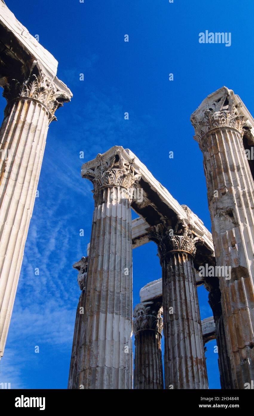 Colonne Corinzie Tempio di Zeus Olimpio Atene, Grecia Foto Stock