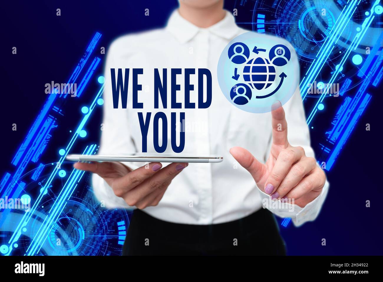 Segno di scrittura della mano abbiamo bisogno di voi. Vetrina aziendale per soddisfare le esigenze del dovere di assegnazione o obbligo Lady in Uniform Holding Phone Virtual Press Foto Stock